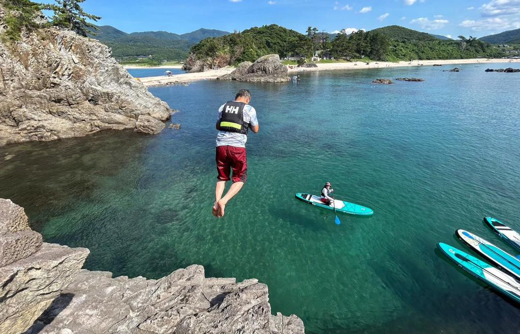 洞窟を巡る丹後半島SUPツーリング
