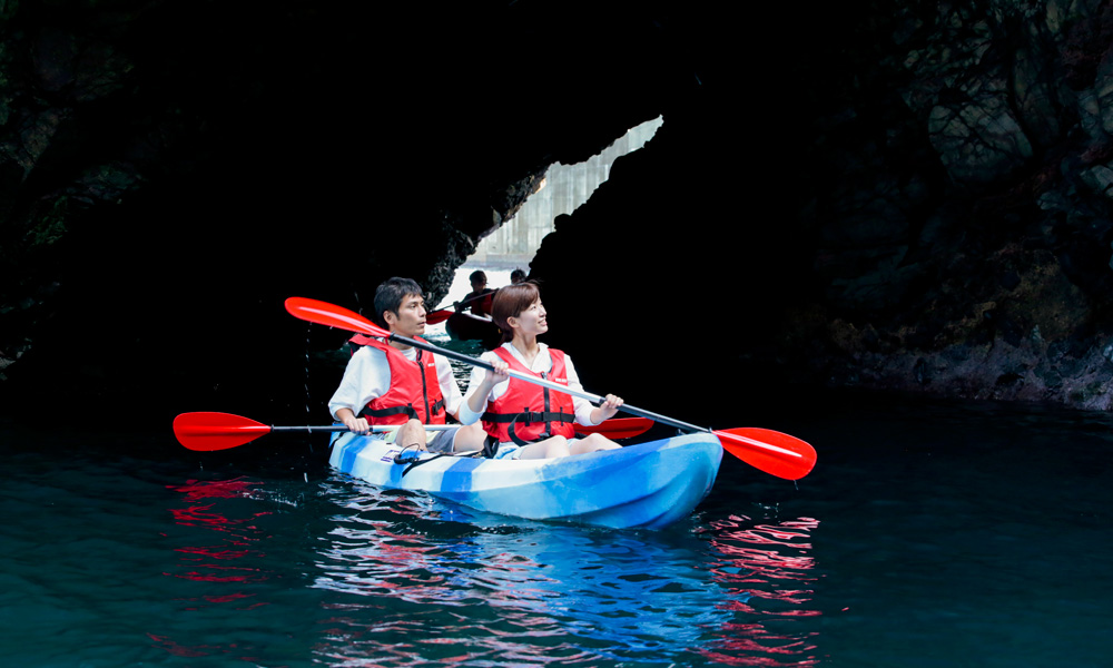 伊根町/「浦島太郎伝説の地で」 伊根シーカヤック体験